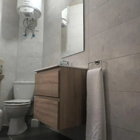 Violet Apartment *